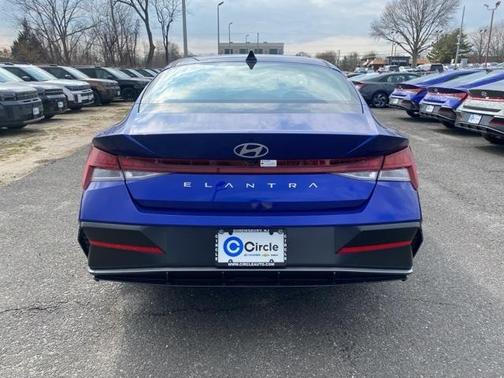 2025 Hyundai ELANTRA SEL Convenience