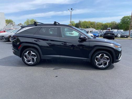 Phantom Black 2023 Hyundai TUCSON SEL