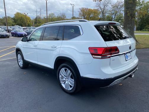 2018 Volkswagen Atlas 3.6L SEL Premium