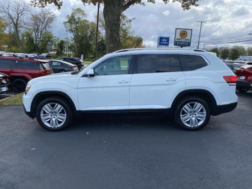 2018 Volkswagen Atlas 3.6L SEL Premium