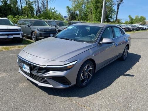 2025 Hyundai ELANTRA HEV Limited