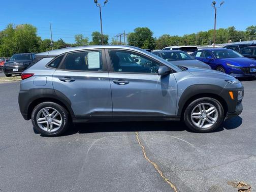Sonic Silver 2020 Hyundai KONA SE