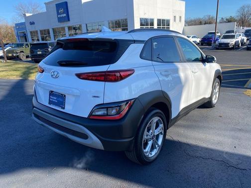 2023 Hyundai KONA SEL