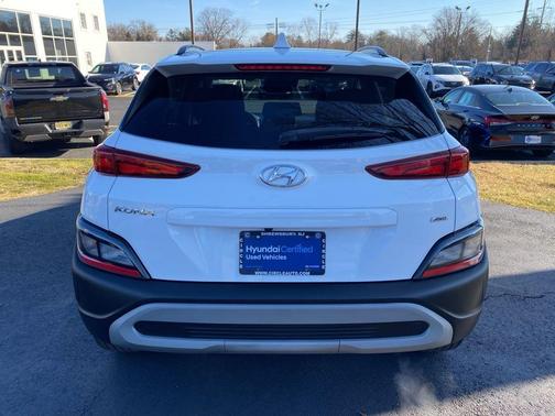 2023 Hyundai KONA SEL