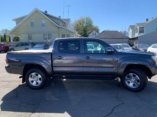 2013 Toyota Tacoma Base