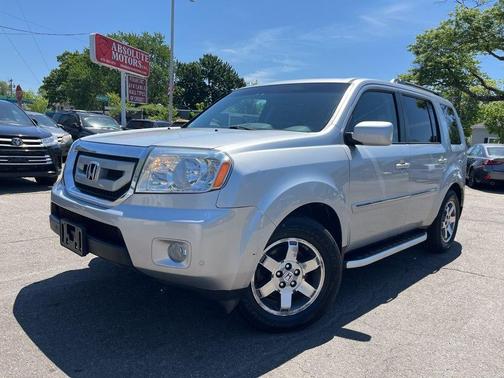 Polished Metal Metallic 2010 Honda Pilot Touring