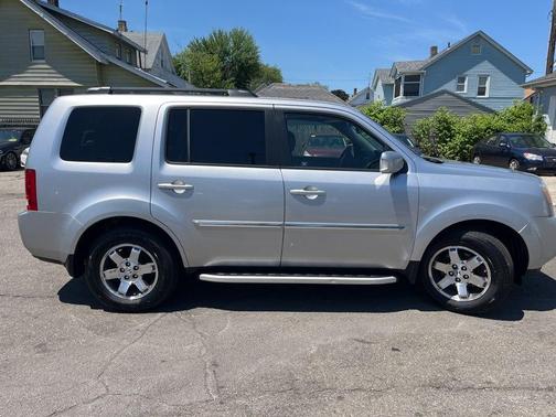 Polished Metal Metallic 2010 Honda Pilot Touring