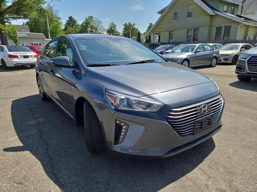 2018 Hyundai IONIQ Hybrid SEL