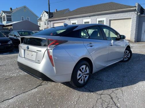 2016 Toyota Prius Two Eco