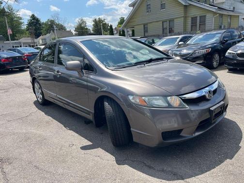 Gray 2009 Honda Civic LX