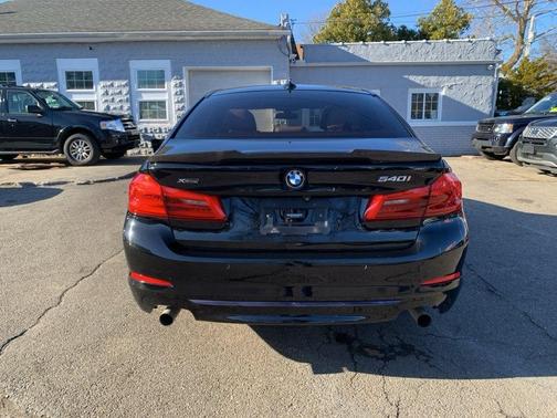 Black 2019 BMW 540 xDrive