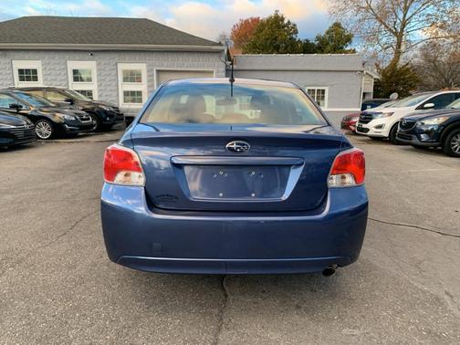 2013 Subaru Impreza 2.0i Premium