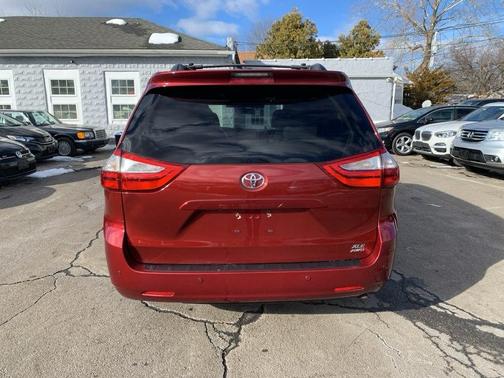 2015 Toyota Sienna XLE Premium
