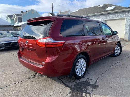 2015 Toyota Sienna XLE Premium