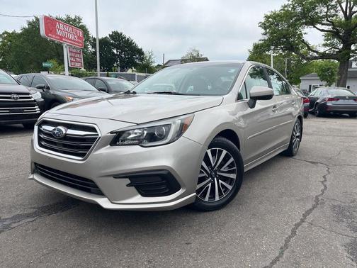 TAN 2018 Subaru Legacy Premium