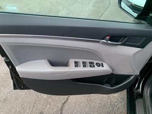 2020 Hyundai ELANTRA Value Edition