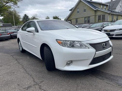 Starfire Pearl 2014 Lexus ES 350 Base