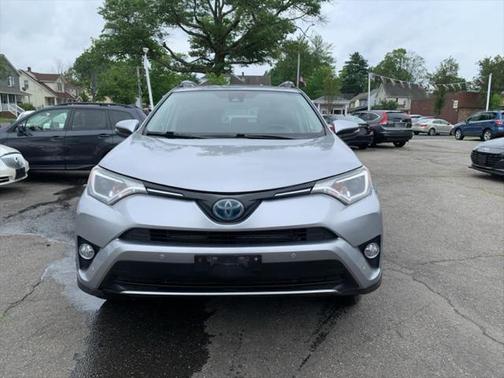 2018 Toyota RAV4 Hybrid XLE