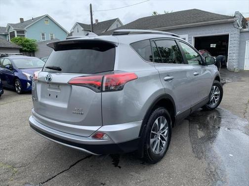 2018 Toyota RAV4 Hybrid XLE