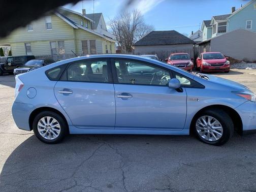 2014 Toyota Prius Plug-in Advanced