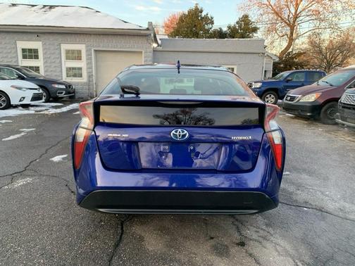 2016 Toyota Prius Two