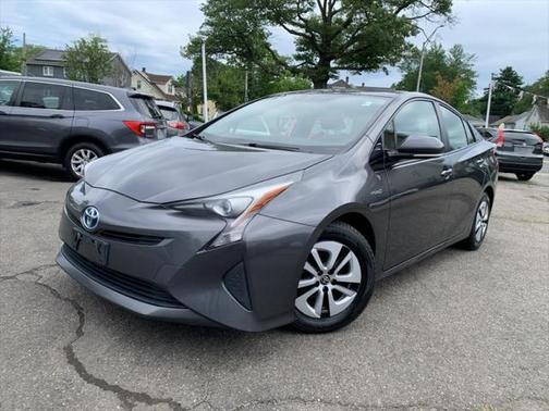 2016 Toyota Prius Four