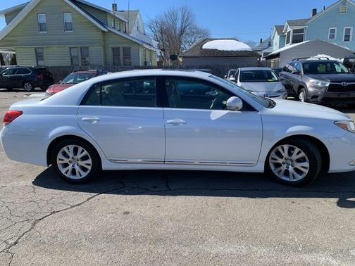 2011 Toyota Avalon Limited