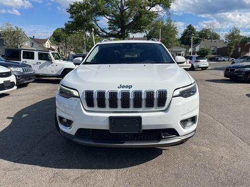 Bright White Clearcoat 2019 Jeep Cherokee Limited