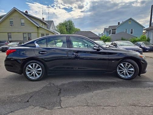 Black 2014 INFINITI Q50 Premium