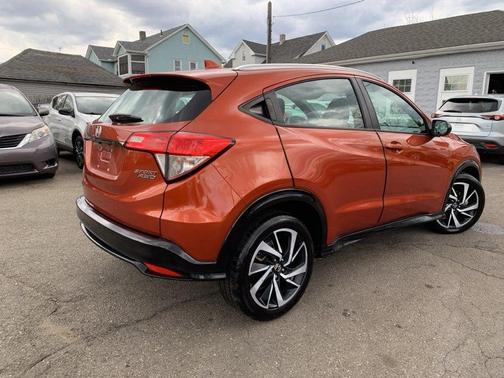 Orangeburst Metallic 2020 Honda HR-V AWD Sport
