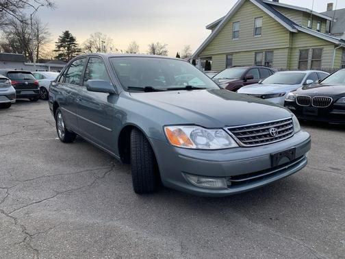 2004 Toyota Avalon XLS