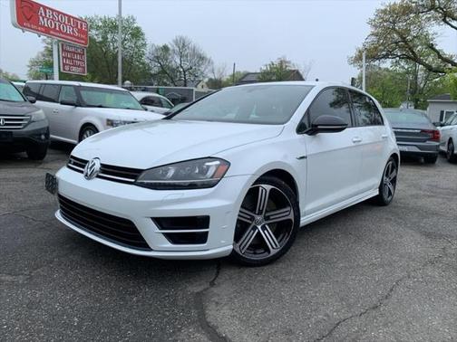 2016 Volkswagen Golf R 4-Door