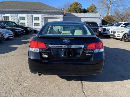 2011 Subaru Legacy Premium