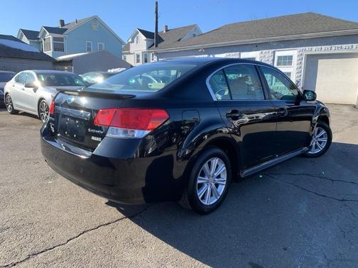 2011 Subaru Legacy Premium
