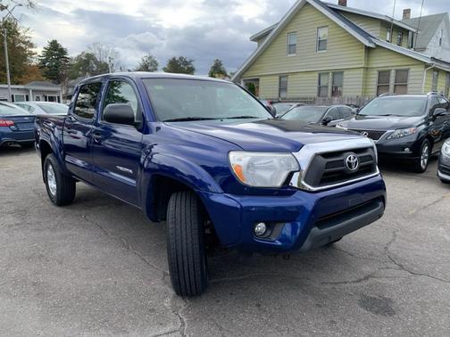 2014 Toyota Tacoma Base