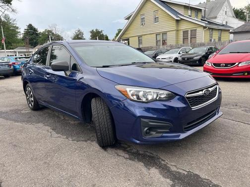 Lapis Blue Pearl 2018 Subaru Impreza 2.0i