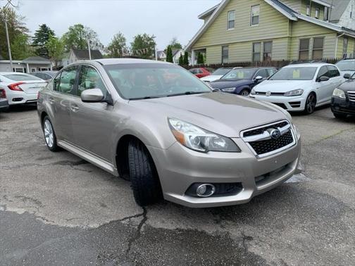 2014 Subaru Legacy Premium
