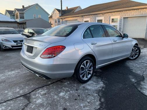 2016 Mercedes-Benz C-Class C 300 4MATIC Luxury
