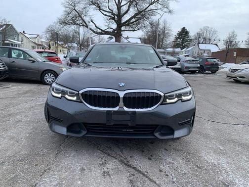 2019 BMW 330 xDrive