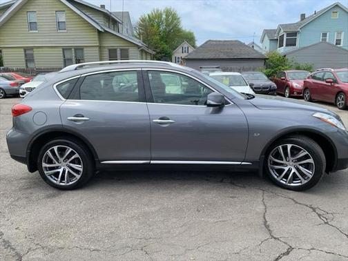 2016 INFINITI QX50 Base