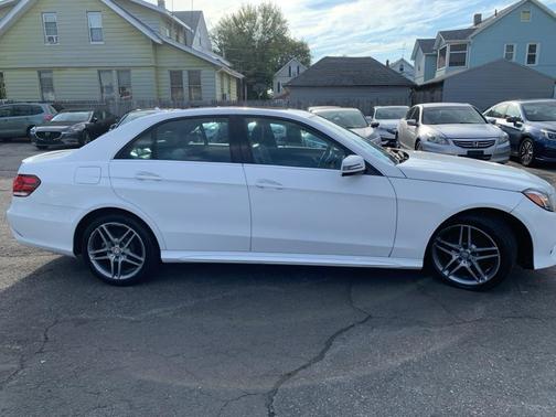 2015 Mercedes-Benz E-Class 4MATIC