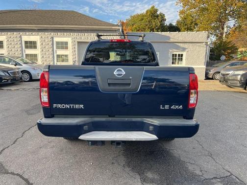 Majestic Blue 2007 Nissan Frontier SE Crew Cab