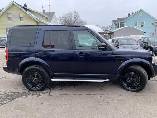 2016 Land Rover LR4 Base