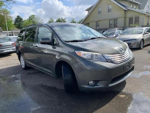 2012 Toyota Sienna Limited