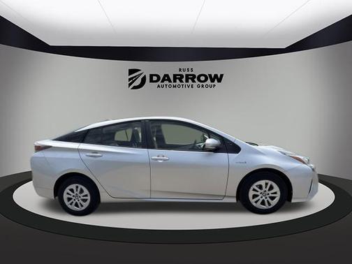 2016 Toyota Prius Two