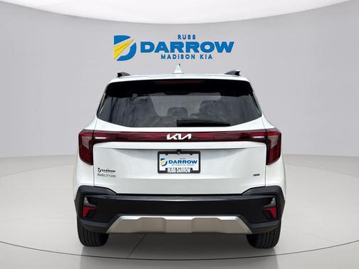 Snow White Pearl 2024 Kia Seltos S