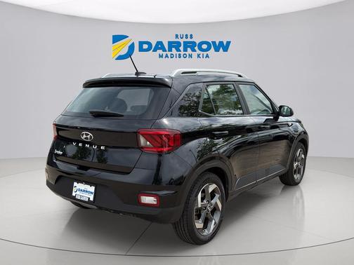 Onyx Black 2024 Hyundai VENUE SEL