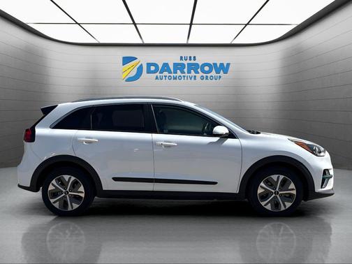 Snow White Pearl 2022 Kia Niro EV EX