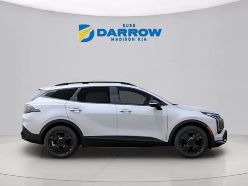 Glacial White Pearl 2026 Kia Sportage X-Line