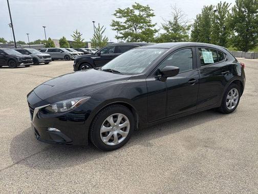 2015 Mazda Mazda3 i Sport